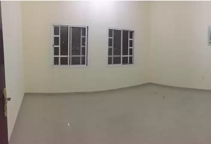 Résidentiel Propriété prête 1 chambre U / f Appartement  a louer au Al-Sadd , Doha #15902 - 1  image 